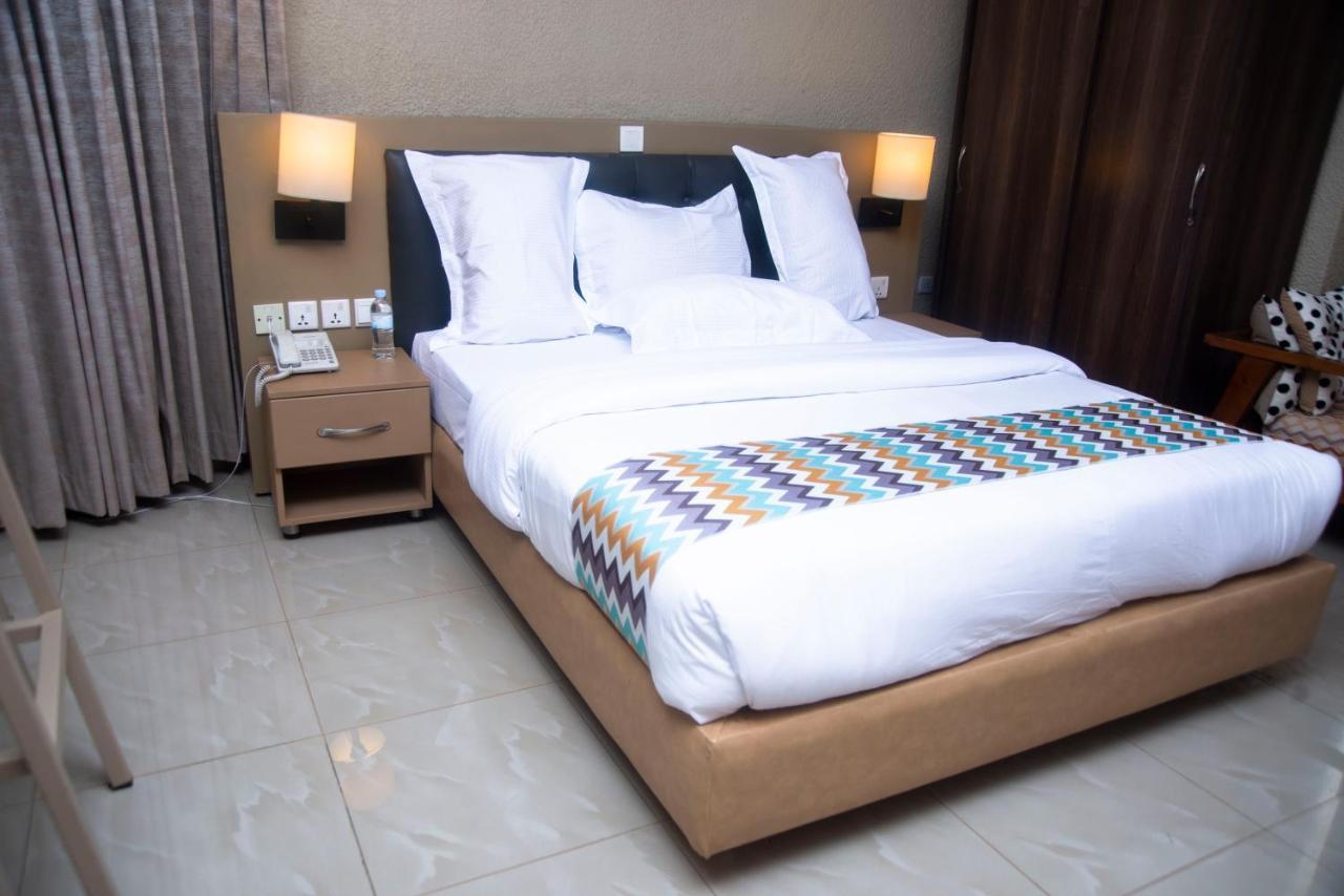 Quality Inn Hotel Kigali Bagian luar foto