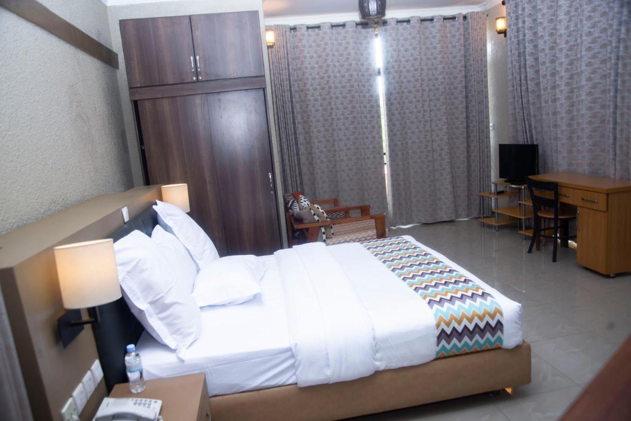 Quality Inn Hotel Kigali Bagian luar foto